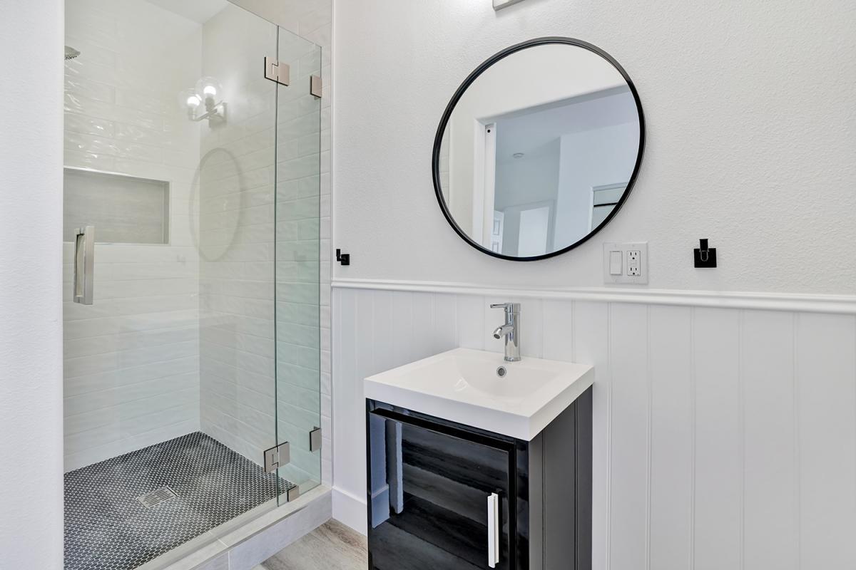 Main street kitchen and flooring - Aliso Viejo Home Remodeling