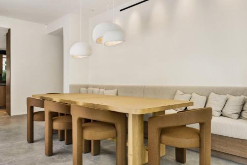 Main Street Kitchen and Flooring - Laguna Beach 2023