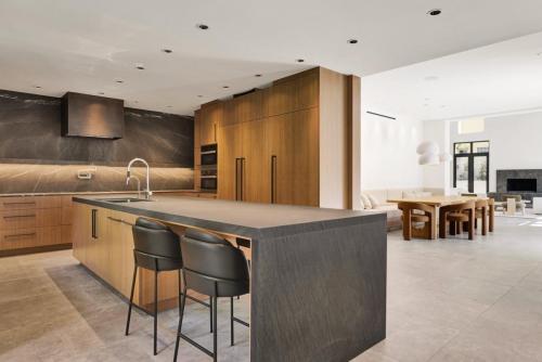 Main Street Kitchen and Flooring - Laguna Beach 2023