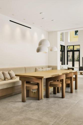 Main Street Kitchen and Flooring - Laguna Beach 2023