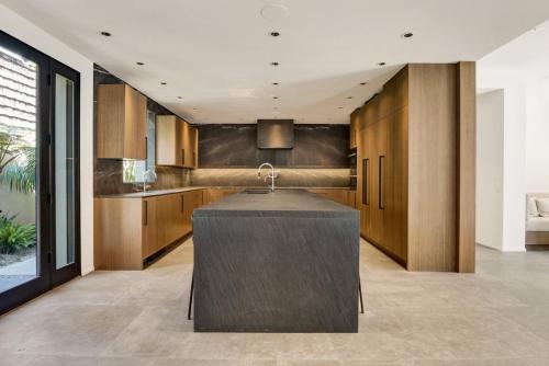 Main Street Kitchen and Flooring - Laguna Beach 2023