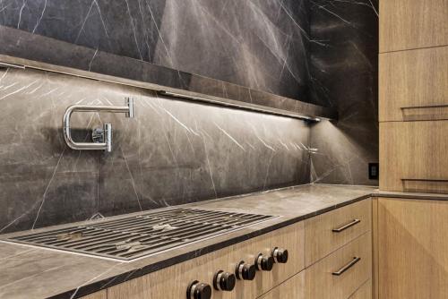 Main Street Kitchen and Flooring - Laguna Beach 2023