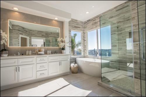 Bathroom remodeling 