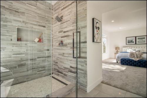 Shower Remodeling 