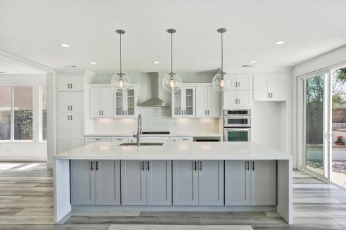 Main street kitchen and flooring - Aliso Viejo Home Remodeling