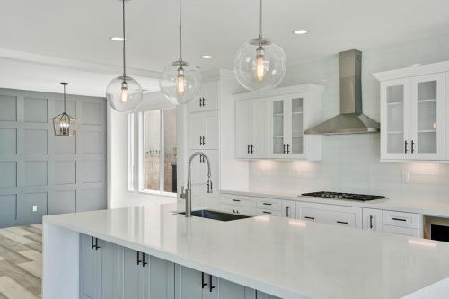 Main street kitchen and flooring - Aliso Viejo Home Remodeling