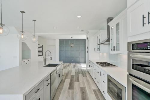 Main street kitchen and flooring - Aliso Viejo Home Remodeling