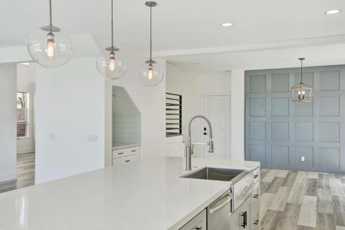 Main street kitchen and flooring - Aliso Viejo Home Remodeling