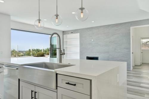 Main street kitchen and flooring - Aliso Viejo Home Remodeling