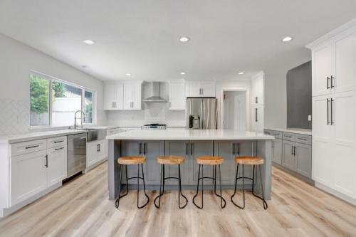 Main Street Kitchen and Flooring - Anaheim Hills
